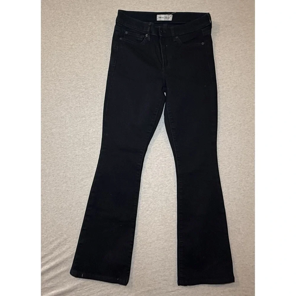 GAP. black baby boot fit. kid size 10.boot cut fit. great condition
